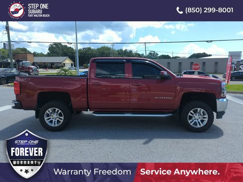 Used 2018 Chevrolet Silverado 1500 LT w/ All Star Edition AWD/4WD image 8