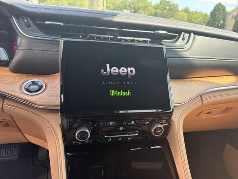 Used 2021 Jeep Grand Cherokee L Summit AWD/4WD image 22