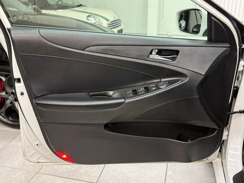 Used 2013 Hyundai Sonata SE image 14