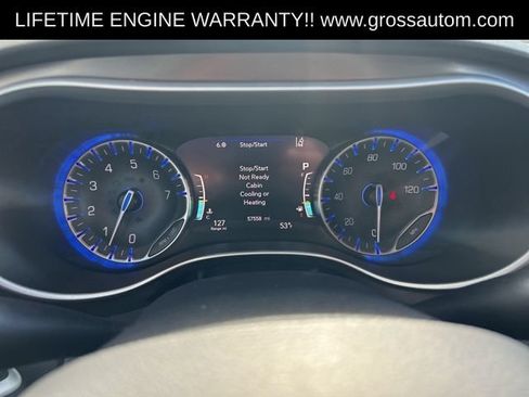 Used 2024 Chrysler Pacifica Touring-L FWD image 18