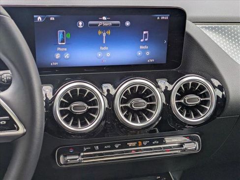 Certified 2025 Mercedes-Benz GLA 250 GLA 250 image 13