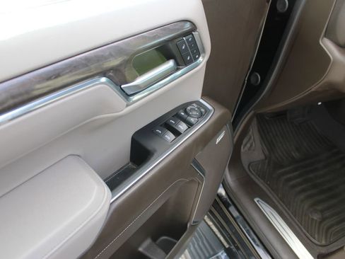 Used 2024 Chevrolet Silverado 1500 LTZ image 27