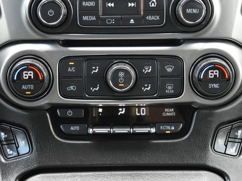 Used 2017 Chevrolet Tahoe Premier RWD image 22