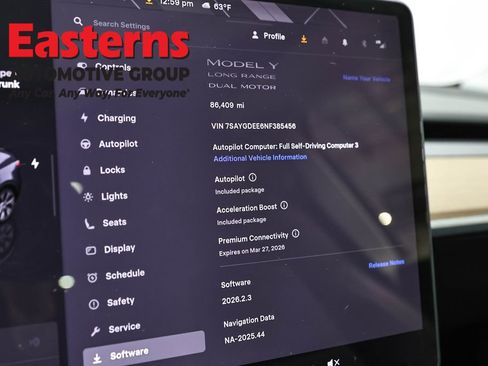 Used 2022 Tesla Model Y Long Range image 18