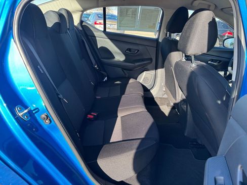 Used 2025 Nissan Sentra SV image 23