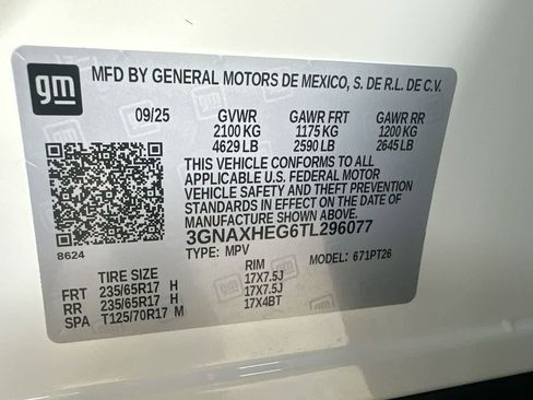 Used 2026 Chevrolet Equinox LT FWD image 29