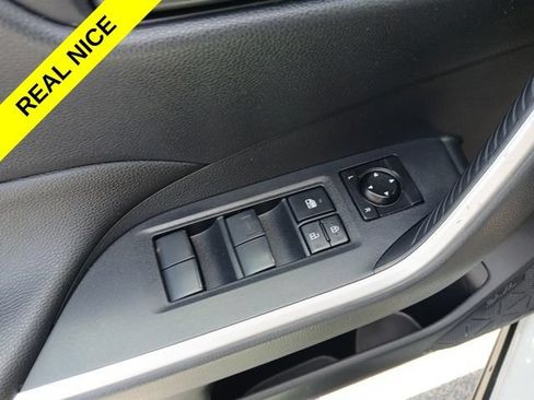Used 2023 Toyota RAV4 LE AWD/4WD image 25