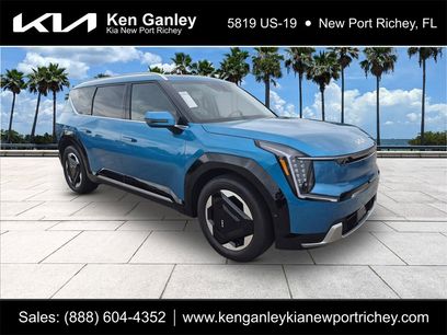 New 2026 Kia EV9 Land w/ Nightfall Edition Package