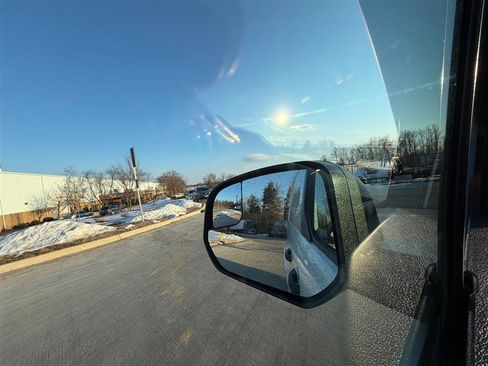 Used 2017 Ford Transit Connect XL image 17