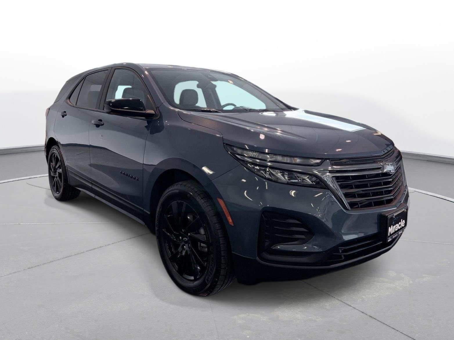Used 2024 Chevrolet Equinox LS w/ LS Convenience Package AWD/4WD image 8