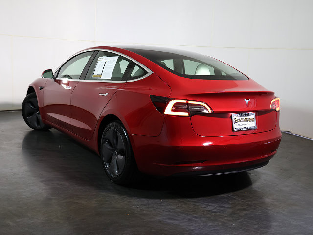 Used 2020 Tesla Model 3 Standard Range Plus RWD image 2