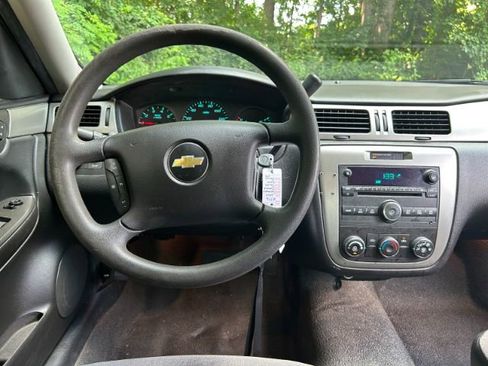 Used 2014 Chevrolet Impala Police image 24