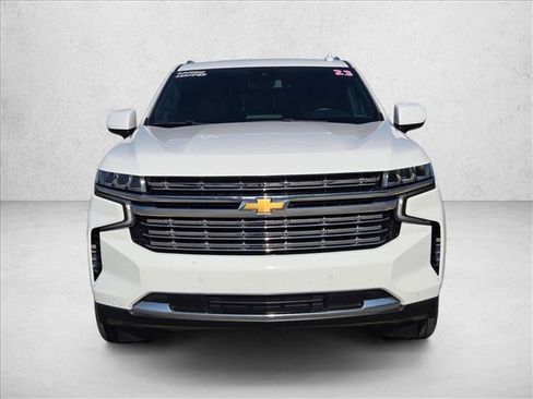 Used 2023 Chevrolet Suburban LT image 2