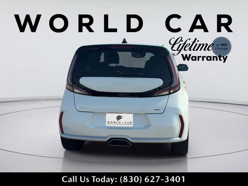 Used 2025 Kia Soul GT-Line w/ GT-Line Technology Package FWD image 4