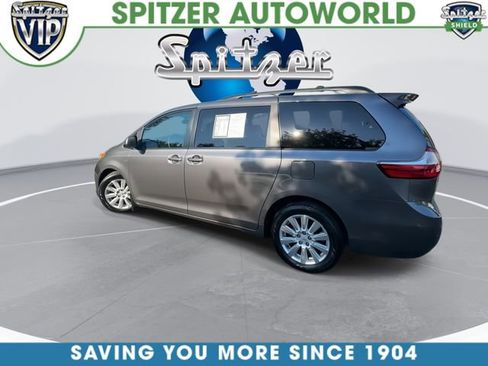 Used 2017 Toyota Sienna XLE w/ XLE Navigation Package AWD/4WD image 7