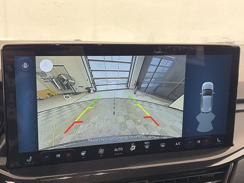 Used 2025 Ford Escape ST-Line w/ Tech Pack #1 image 25