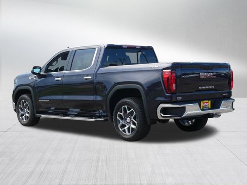 Used 2025 GMC Sierra 1500 SLT w/ SLT Premium Package AWD/4WD image 5