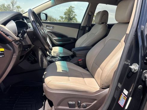 Used 2018 Hyundai Santa Fe Sport FWD image 11