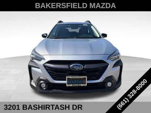 Used 2023 Subaru Outback Premium AWD/4WD image 8