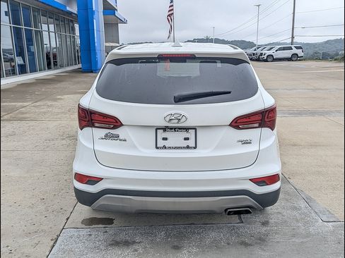Used 2017 Hyundai Santa Fe Sport AWD/4WD image 8