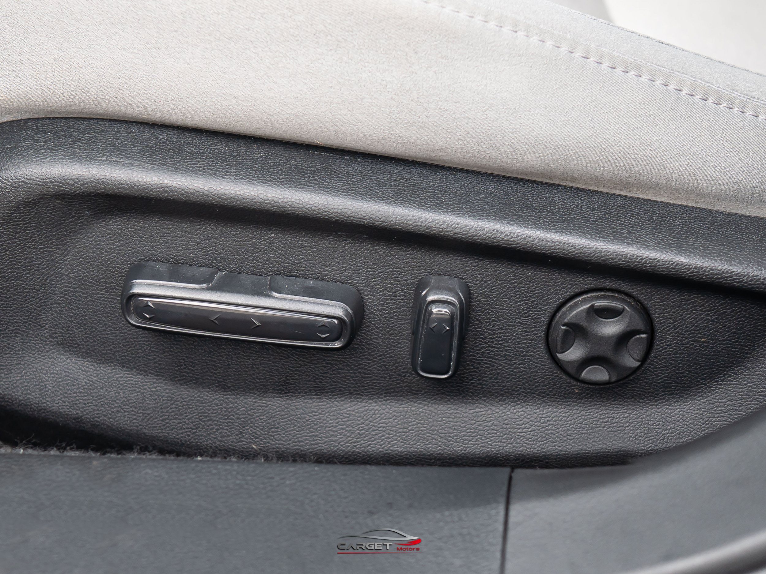 Used 2020 Honda Accord EX image 32