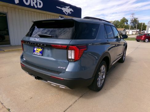 New 2025 Ford Explorer Active w/ Active Comfort Package image 26