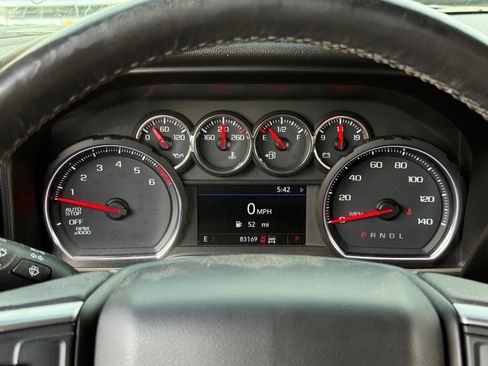Used 2019 Chevrolet Silverado 1500 LT Trail Boss AWD/4WD image 32