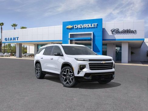 New 2026 Chevrolet Traverse High Country w/ LPO, Illumination Package FWD image 9