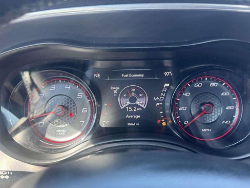 Used 2019 Dodge Charger SXT w/ Blacktop Package RWD image 23