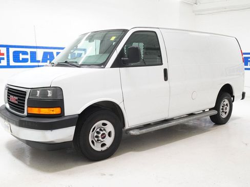 Used 2018 GMC Savana 2500 w/ Driver Convenience Package RWD image 24