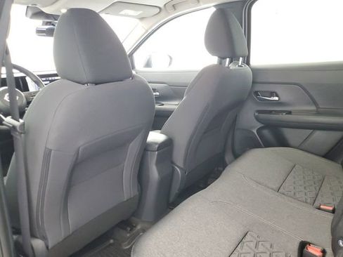 Used 2025 Nissan Kicks SV w/ Illumination Package FWD image 13