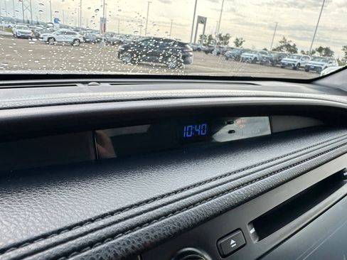 Used 2017 Toyota Highlander XLE AWD/4WD image 64