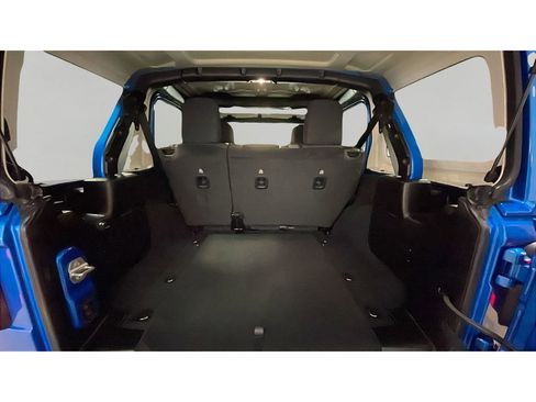 Used 2022 Jeep Wrangler Unlimited Sport AWD/4WD image 15