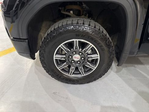 Used 2025 GMC Sierra 1500 AT4 AWD/4WD image 33