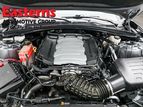 Used 2021 Chevrolet Camaro LT image 7