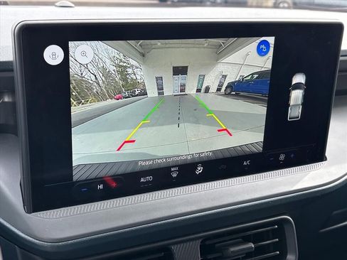 Used 2025 Ford Maverick XL image 6