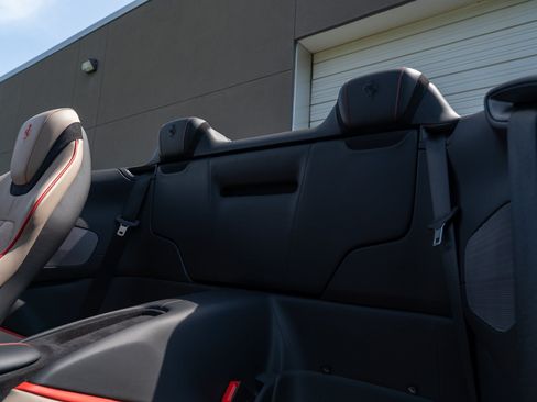 Used 2024 Ferrari Roma Spider RWD image 43