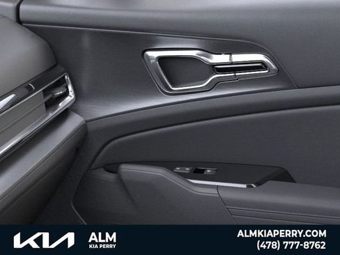 New 2025 Kia Sportage EX image 25