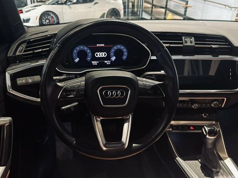 Used 2023 Audi Q3 2.0T Premium w/ Convenience Package AWD/4WD image 13