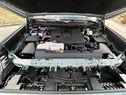 New 2026 Toyota Tundra Limited AWD/4WD image 27