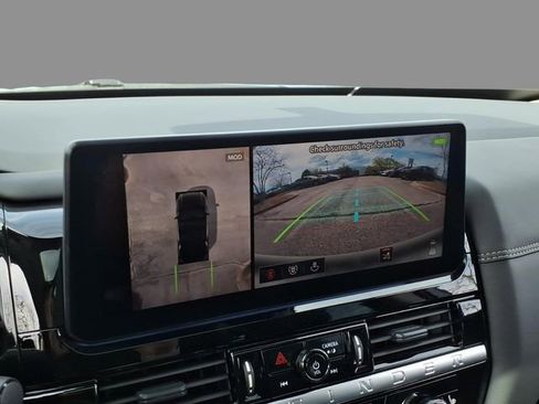New 2026 Nissan Pathfinder Platinum AWD/4WD image 27