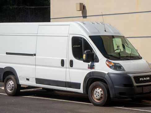 Used 2019 RAM ProMaster 2500 FWD image 9