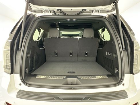 New 2026 Chevrolet Suburban RST w/ Comfort Package AWD/4WD image 23