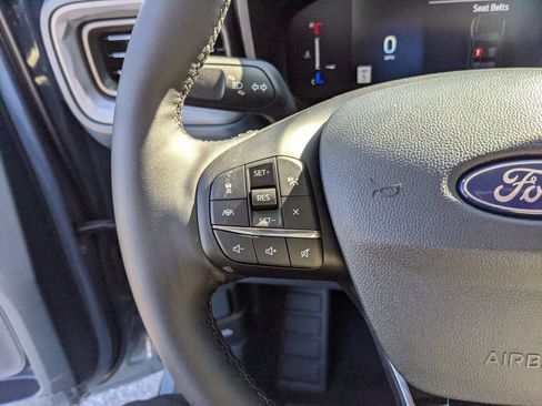 New 2026 Ford Maverick Lariat w/ Black Appearance Package image 30