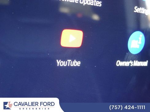 Certified 2025 Ford Explorer ST-Line AWD/4WD image 30