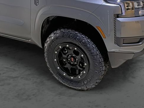 New 2026 Nissan Frontier SV w/ Tow Package AWD/4WD image 14