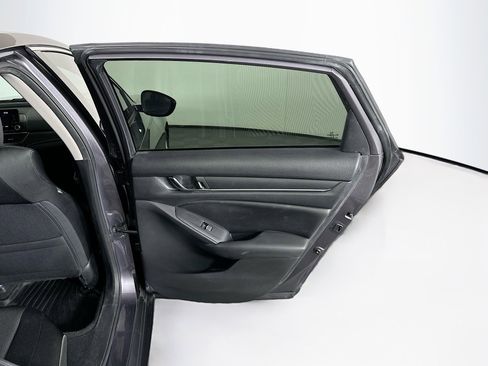 Used 2019 Honda Accord LX image 27