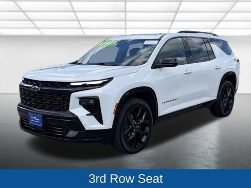 Used 2024 Chevrolet Traverse RS AWD/4WD image 4