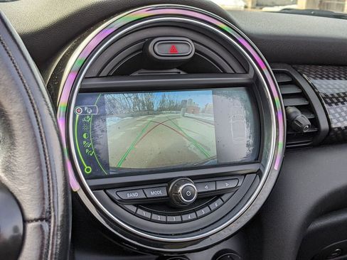 Used 2018 MINI Cooper S image 15