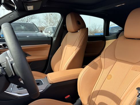 Used 2026 BMW 430i xDrive w/ M Sport Package image 15